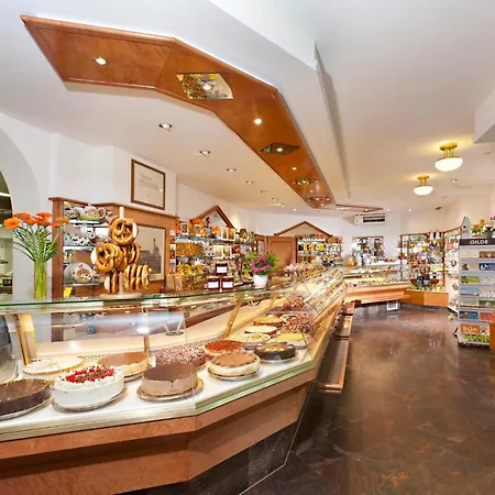 Greinwald Hotel 3*