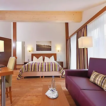 Greinwald 3*